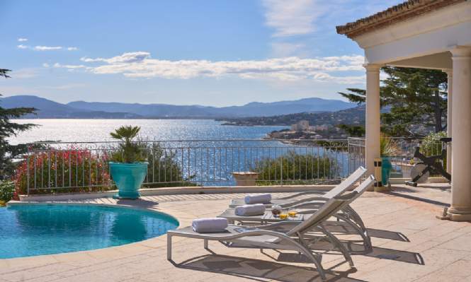 Villa Sainte-Maxime, Savills