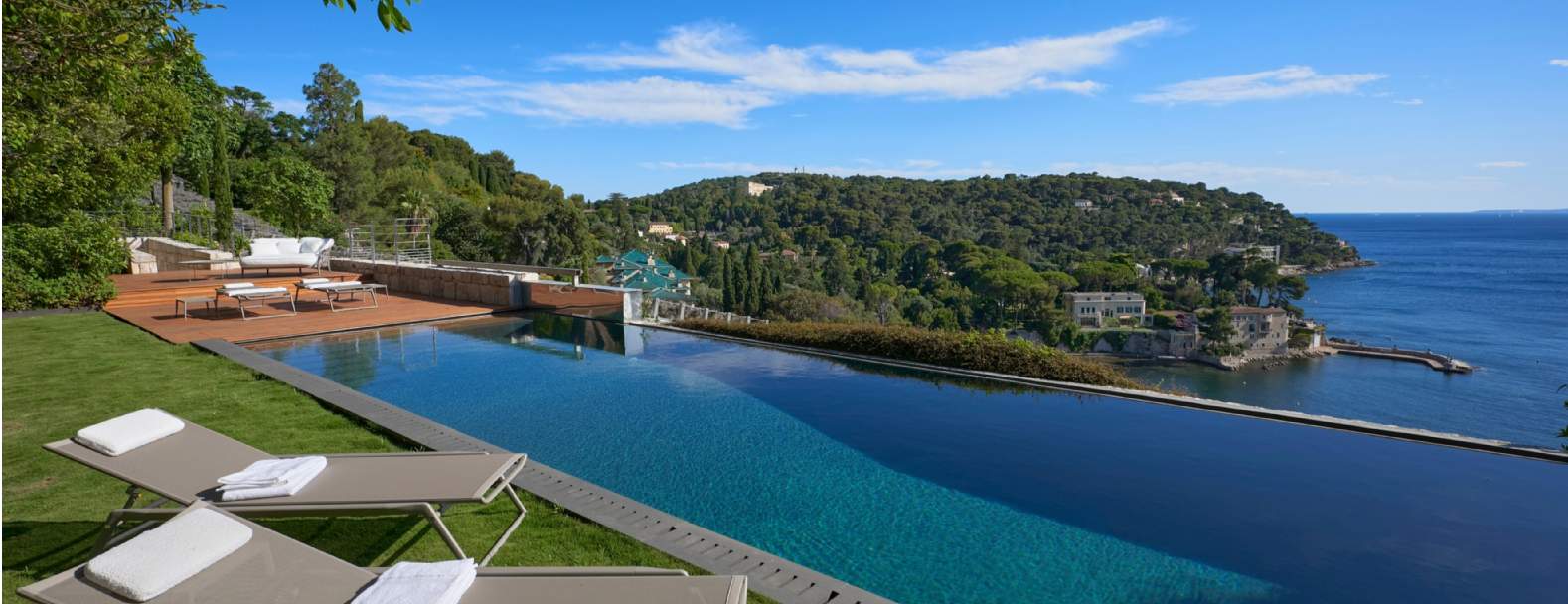 Contemporary Villa Saint-Jean-Cap-Ferrat, Savills French Riviera