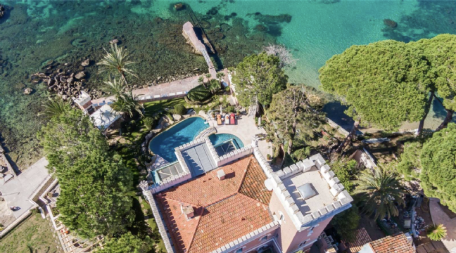 Waterfront Villa Cap d'Antibes For Sale Facing West Sunset Views Waterfront Villa Cap d'Antibes For Sale Facing West Sunset Views